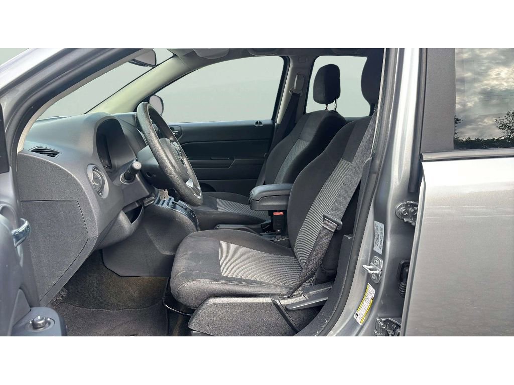 Used 2016 Jeep Compass Sport w/ Power Value Group AWD/4WD image 10
