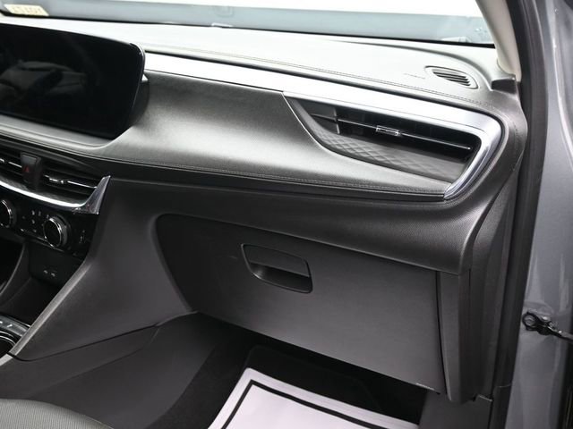 Used 2024 Buick Encore GX Sport Touring image 35