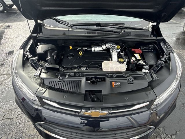 Certified 2022 Chevrolet Trax LT w/ LT Convenience Package image 29