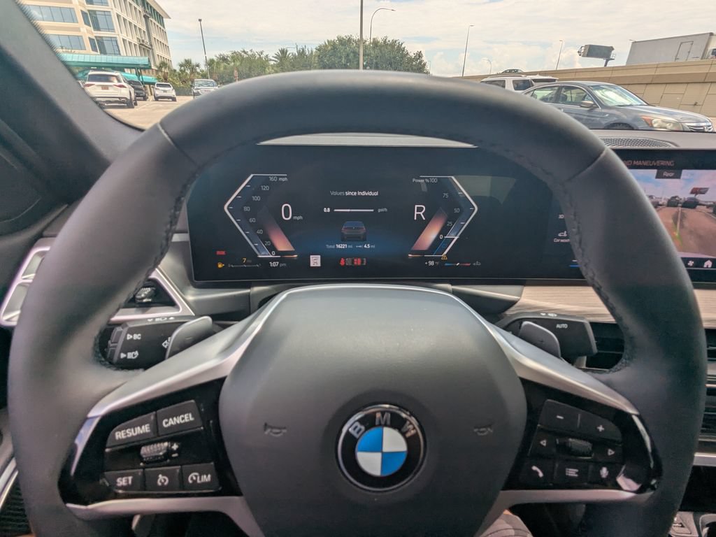 Used 2025 BMW 330i Sedan RWD image 13