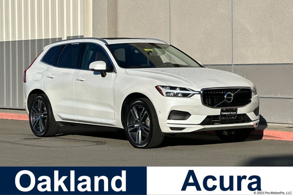 Used 2019 Volvo XC60 T5 Momentum w/ Premium Package