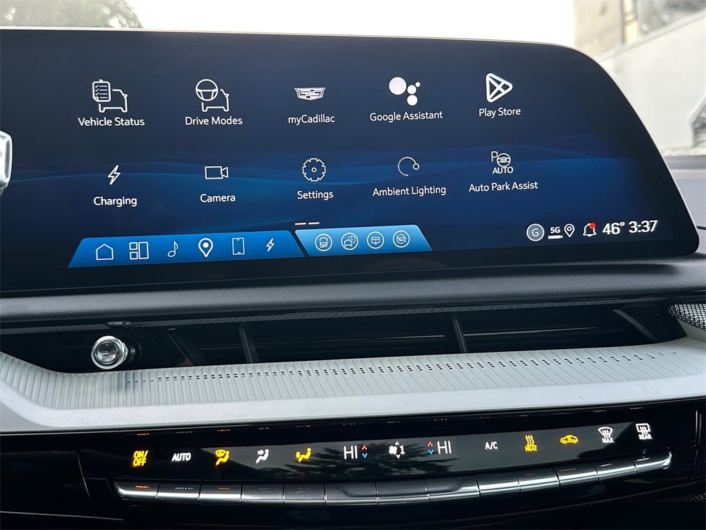 New 2026 Cadillac Optiq Sport 2 image 28
