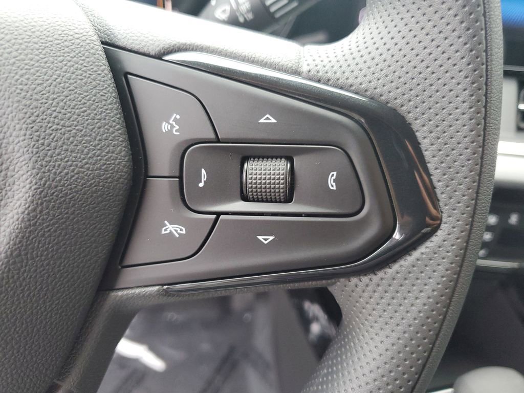 New 2026 Chevrolet Trax LT image 29