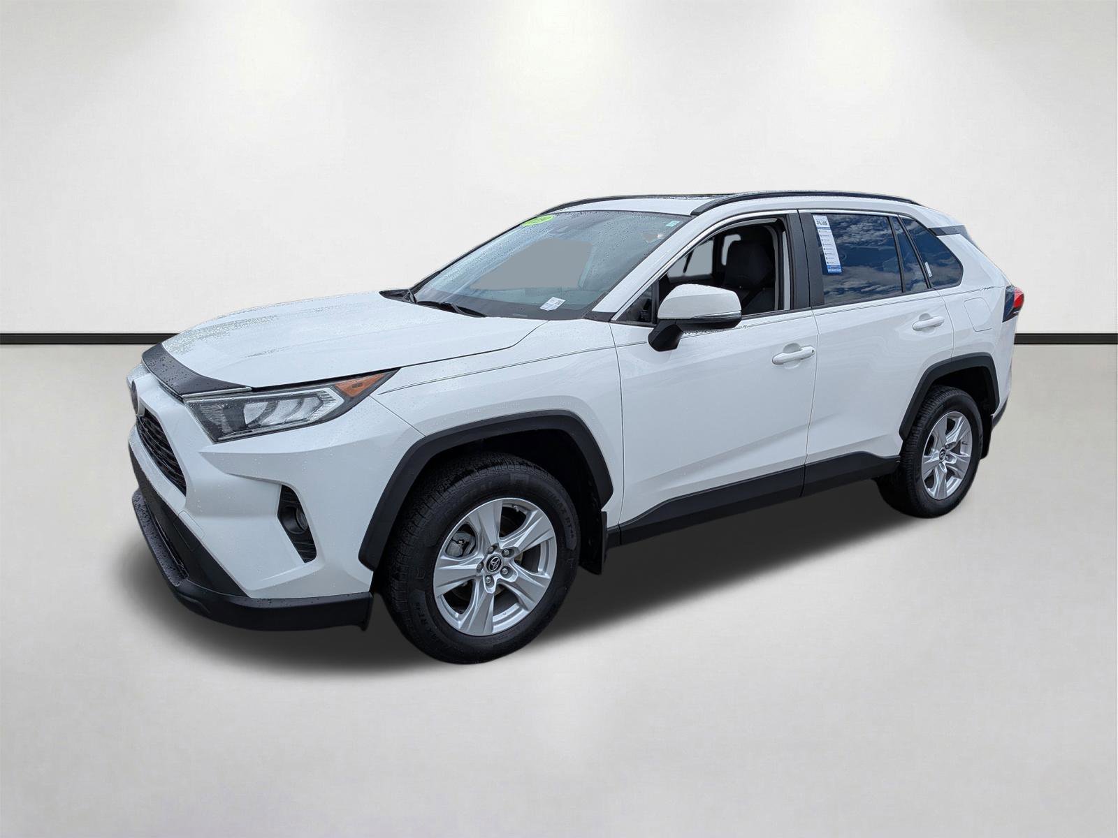 Used 2019 Toyota RAV4 XLE w/ Convenience Package image 8