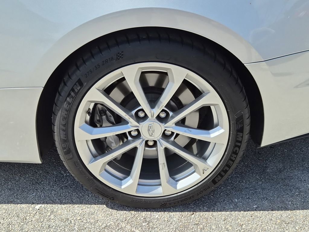 Used 2017 Cadillac ATS V w/ Luxury Package image 11