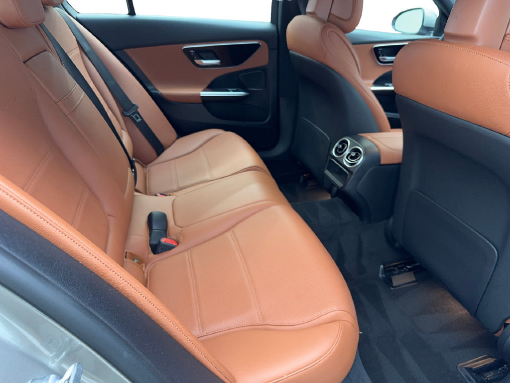 Used 2022 Mercedes-Benz C 300 Sedan image 38