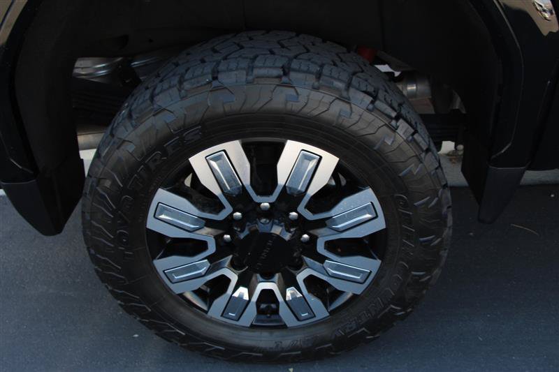 Used 2024 GMC Sierra 2500 Denali w/ Denali Reserve Package AWD/4WD image 45