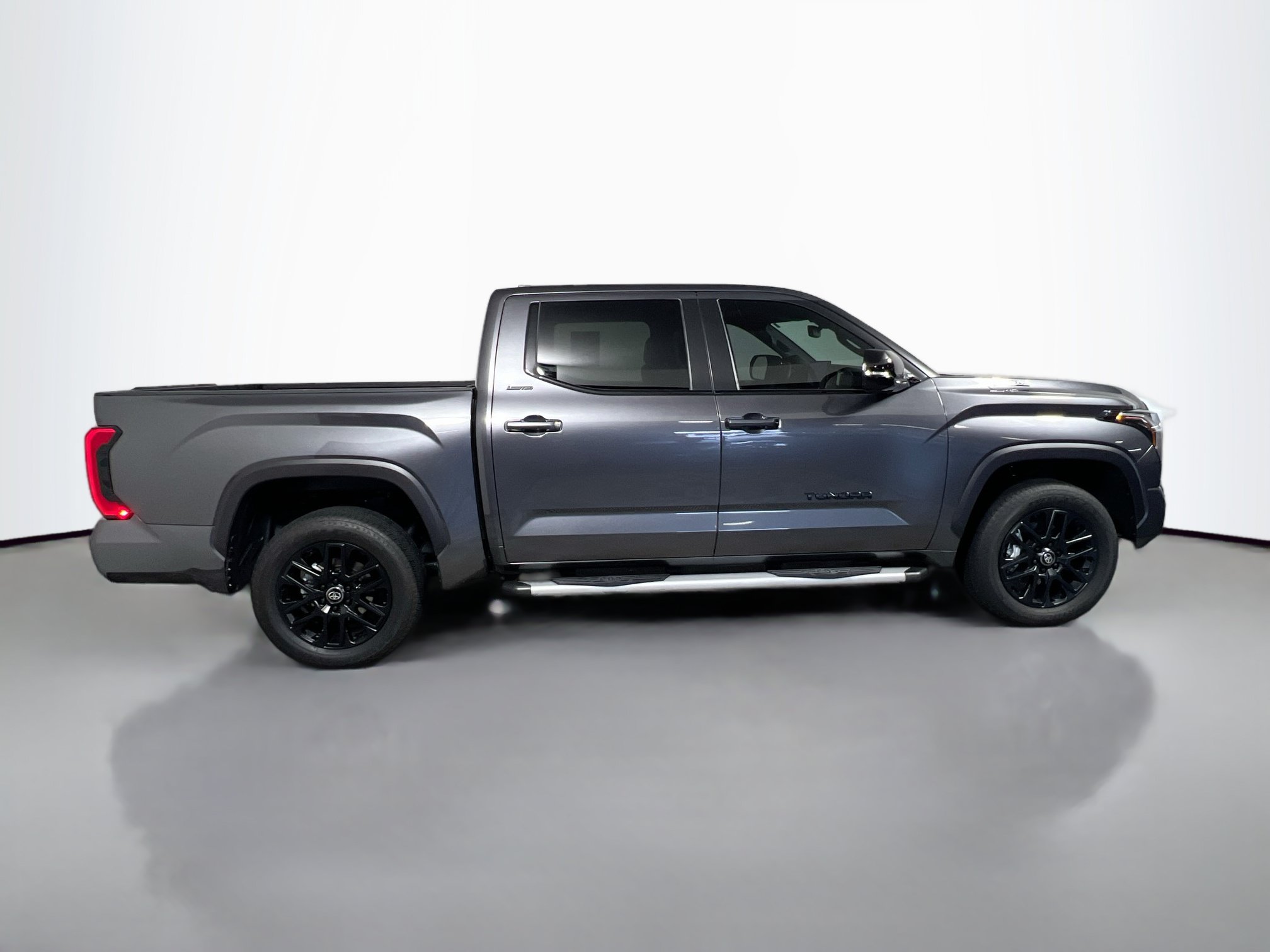 Used 2026 Toyota Tundra Limited w/ Limited PVM Package AWD/4WD image 3