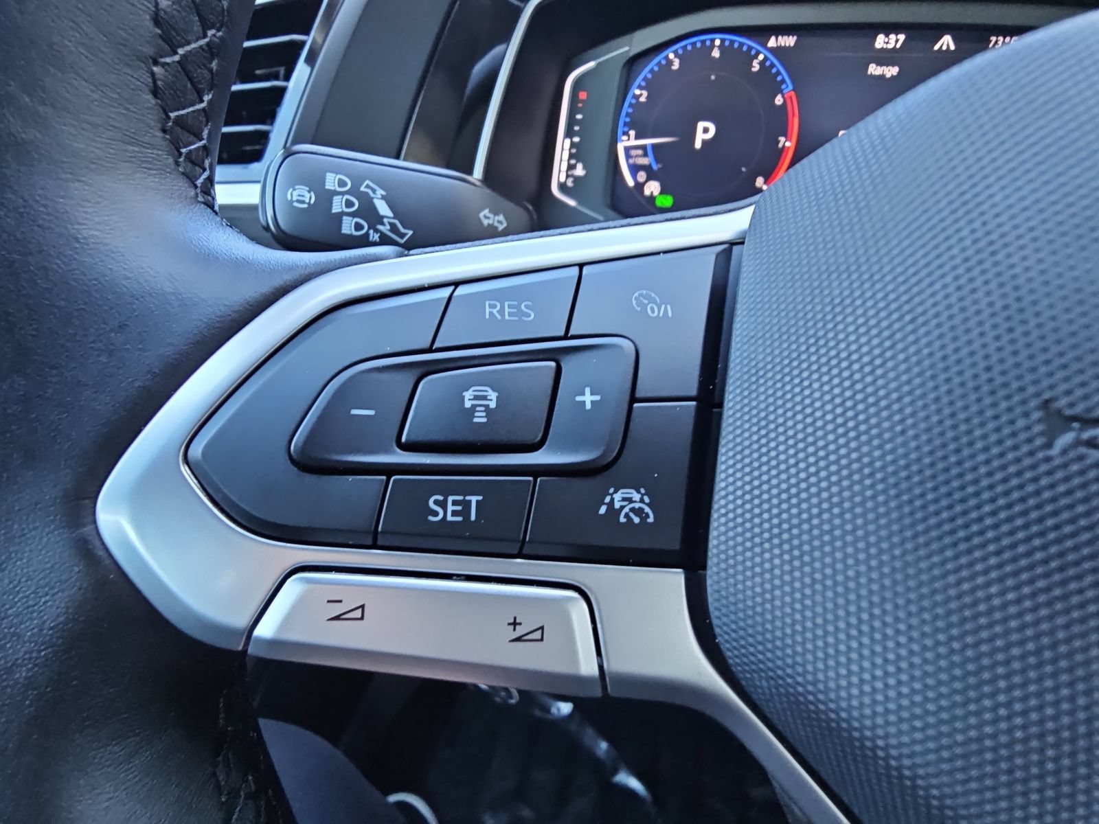 Used 2022 Volkswagen Jetta SEL FWD image 16
