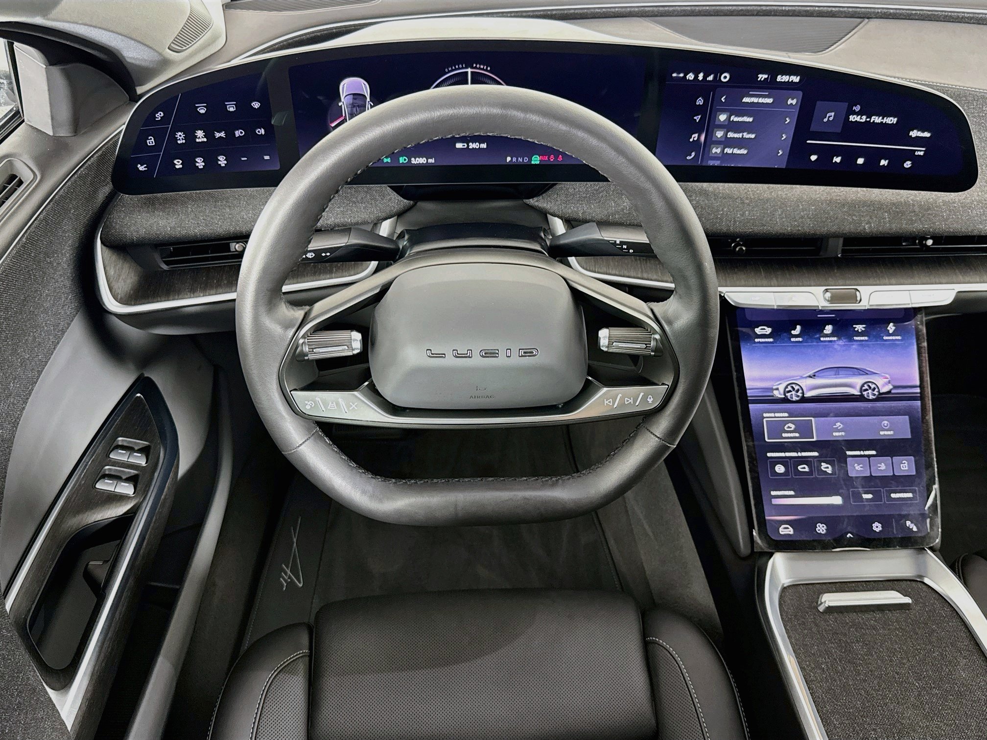 Used 2025 Lucid Air Touring AWD/4WD image 15