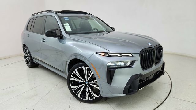 Used 2023 BMW X7 M60i w/ Executive Package image 1