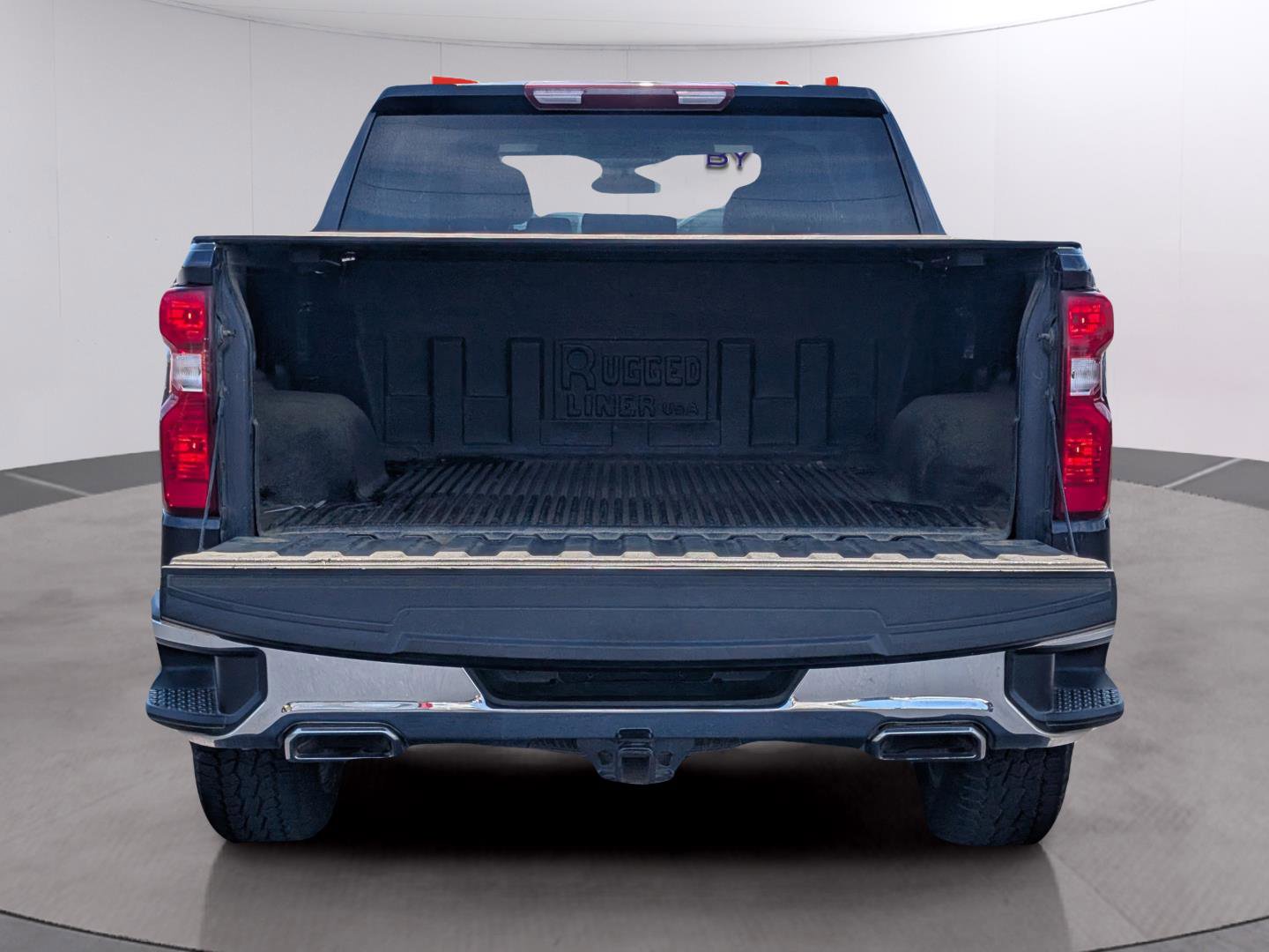 Used 2022 Chevrolet Silverado 1500 LT w/ Z71 Off-Road Package image 9