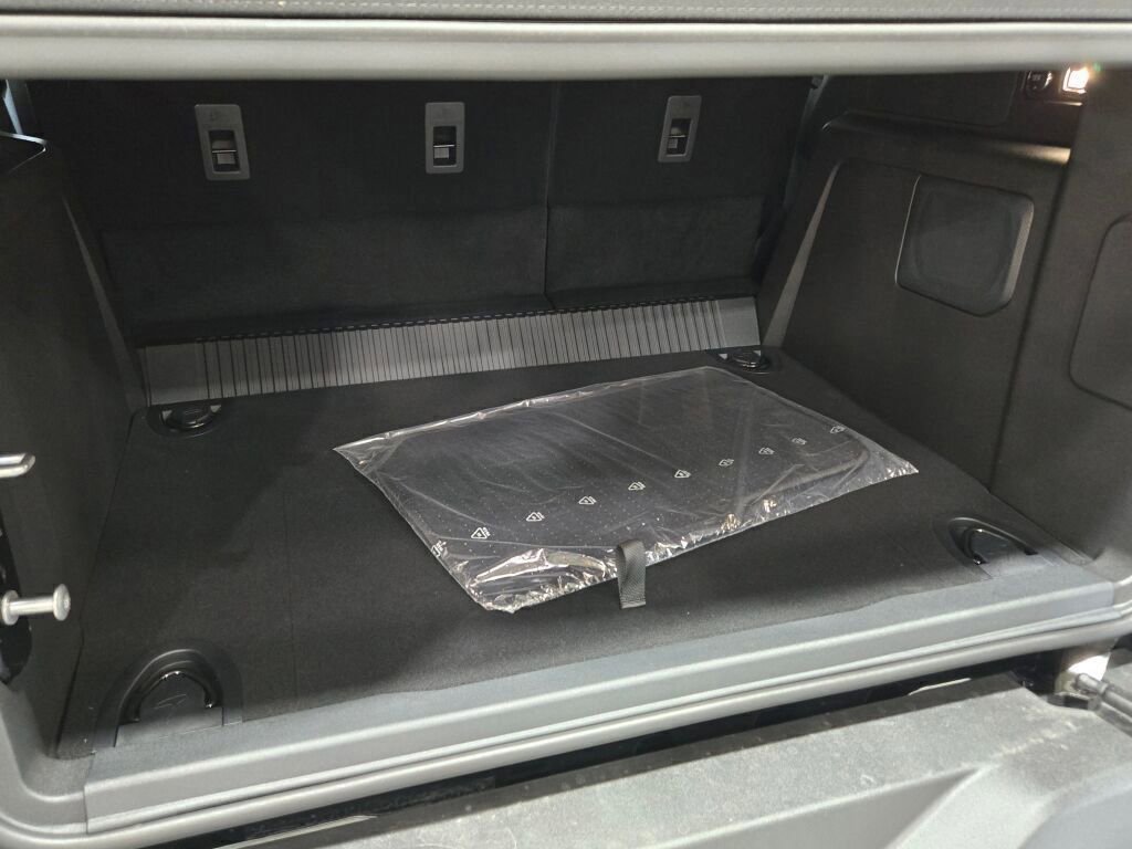 New 2025 Ford Bronco 4-Door image 16