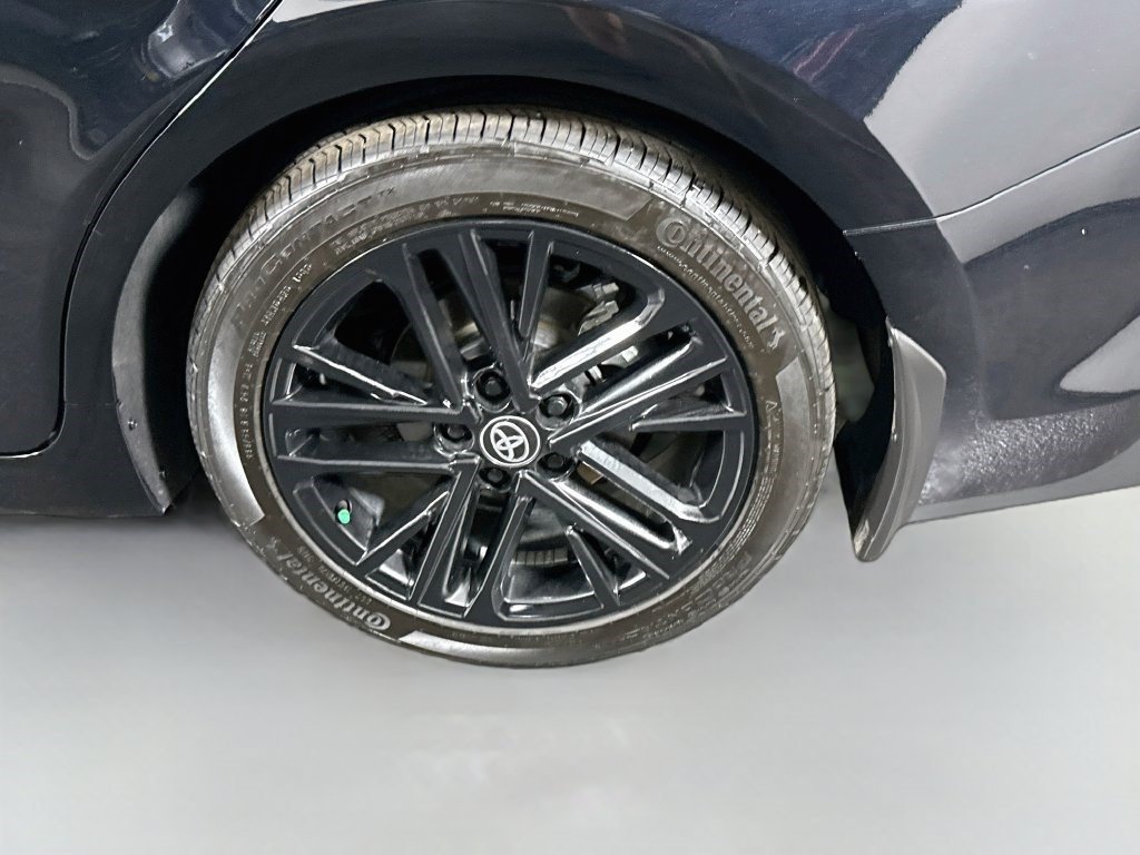 Used 2026 Toyota Camry SE FWD image 36