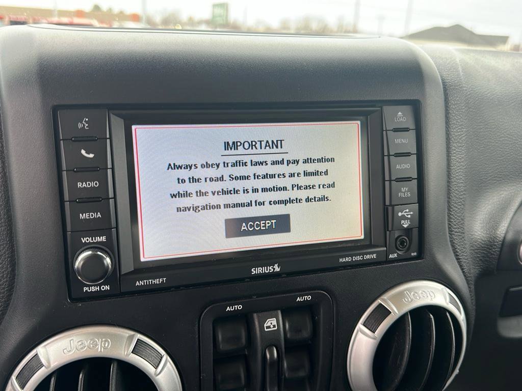 Used 2015 Jeep Wrangler Unlimited Sahara w/ Dual Top Group image 12