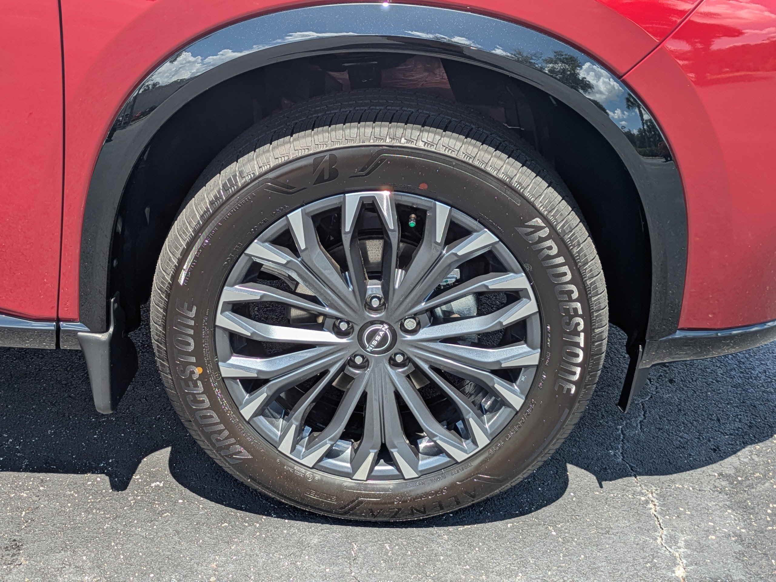 New 2026 Nissan Rogue Platinum AWD/4WD image 11