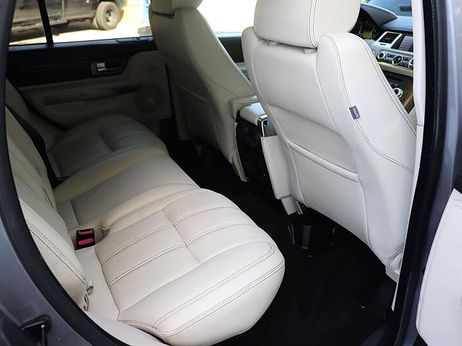 Used 2011 Land Rover Range Rover Sport HSE LUX AWD/4WD image 13