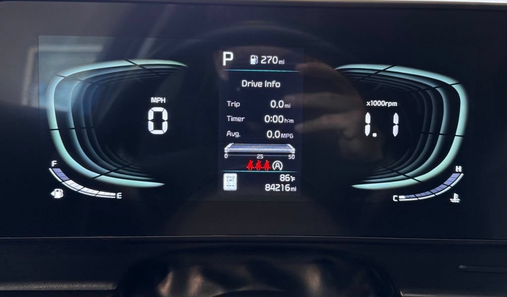 Used 2025 Kia Sportage EX AWD/4WD image 27