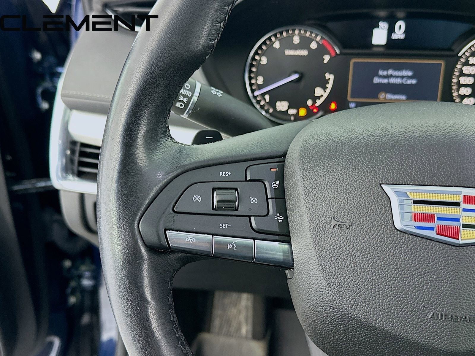 Used 2021 Cadillac XT4 Premium Luxury w/ Sun And Sound Package image 15