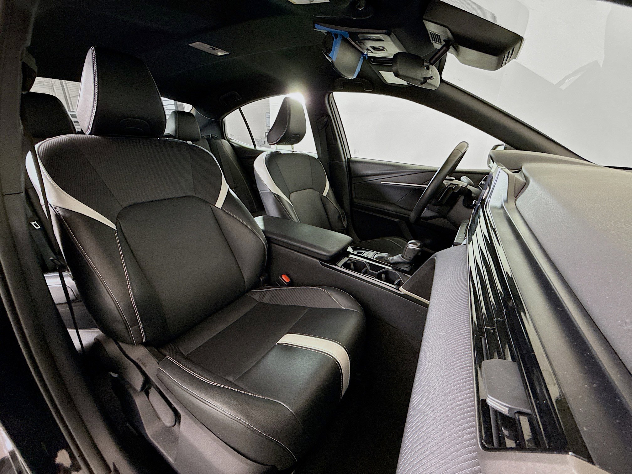 Used 2025 Toyota Camry SE image 24