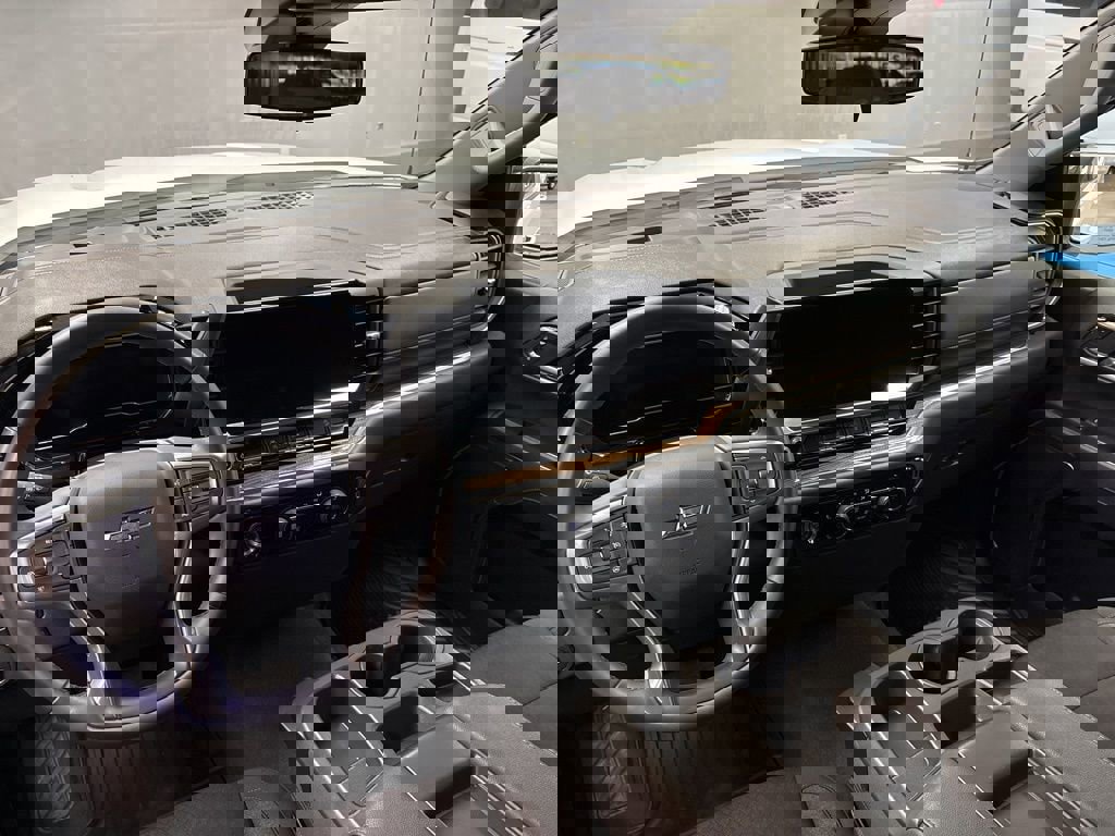 Certified 2024 Chevrolet Silverado 1500 RST w/ Z71 Off-Road Package image 20