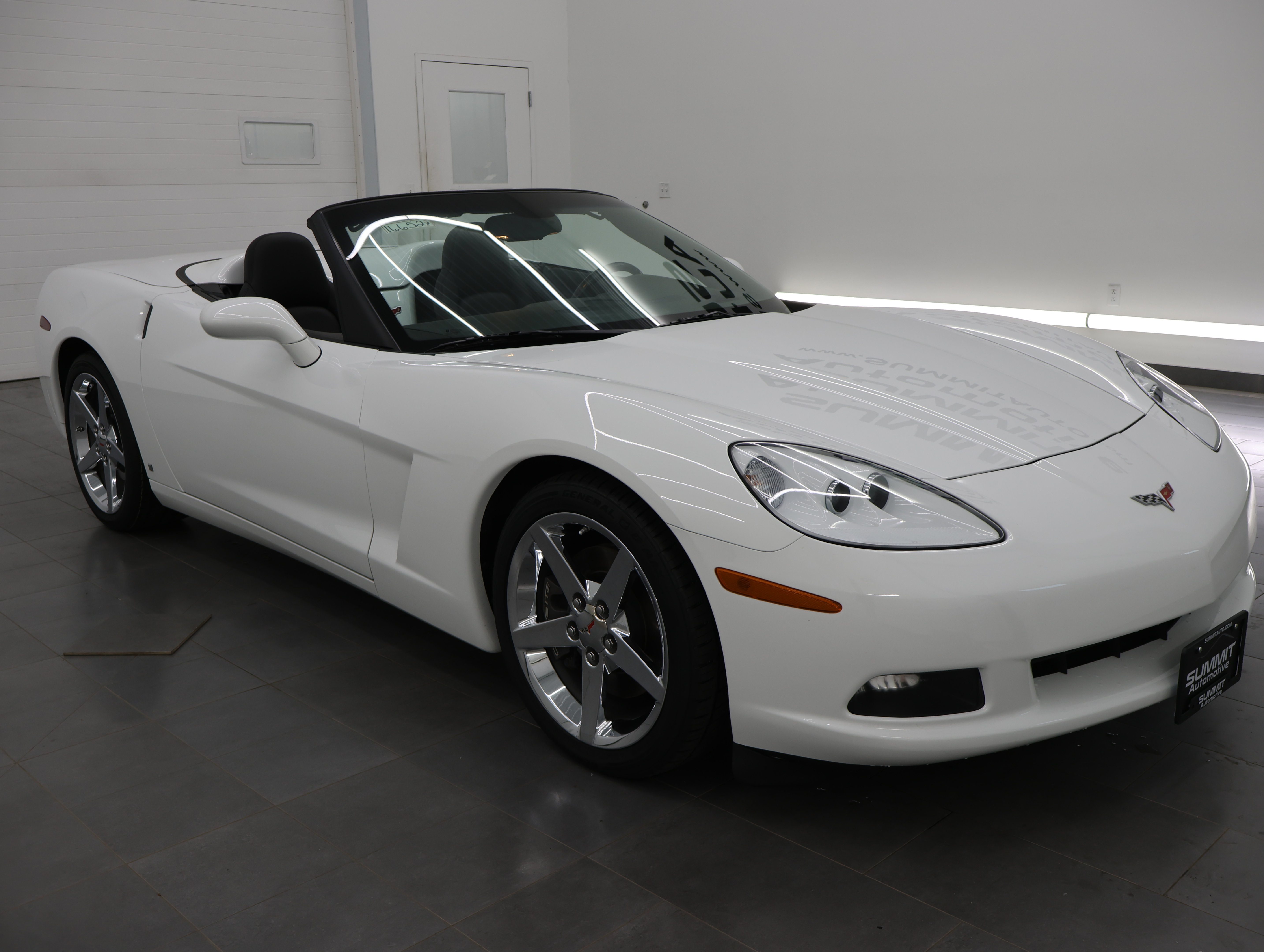 Used 2007 Chevrolet Corvette Convertible w/ Preferred Equipment Group RWD image 45