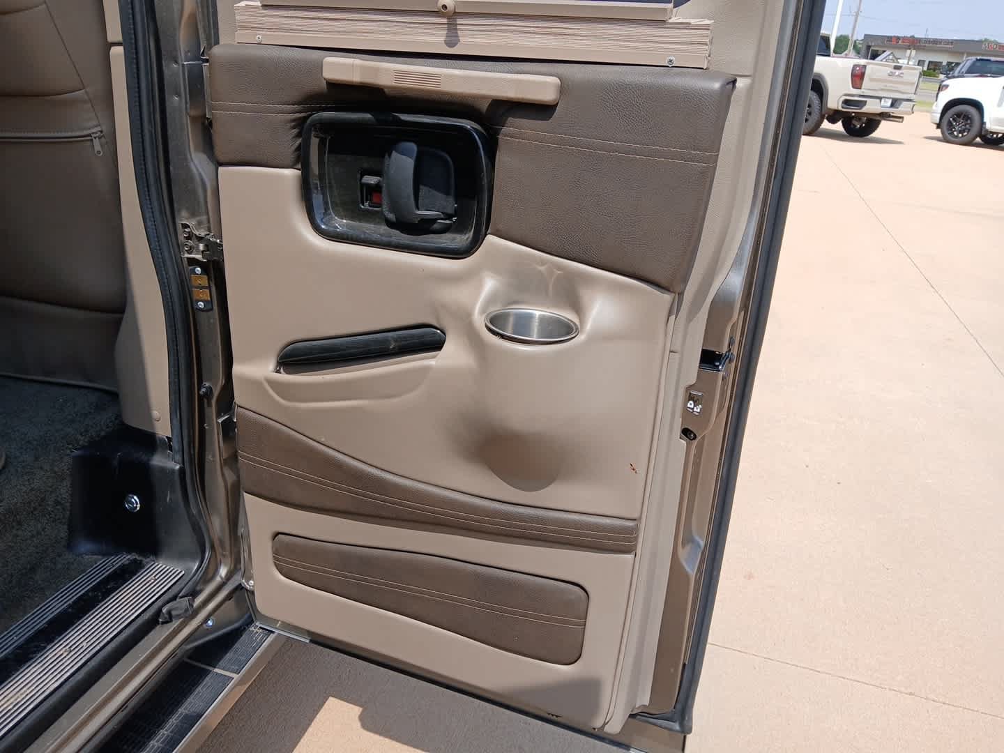 Used 2021 Chevrolet Express 2500 w/ Enhanced Convenience Package RWD image 55