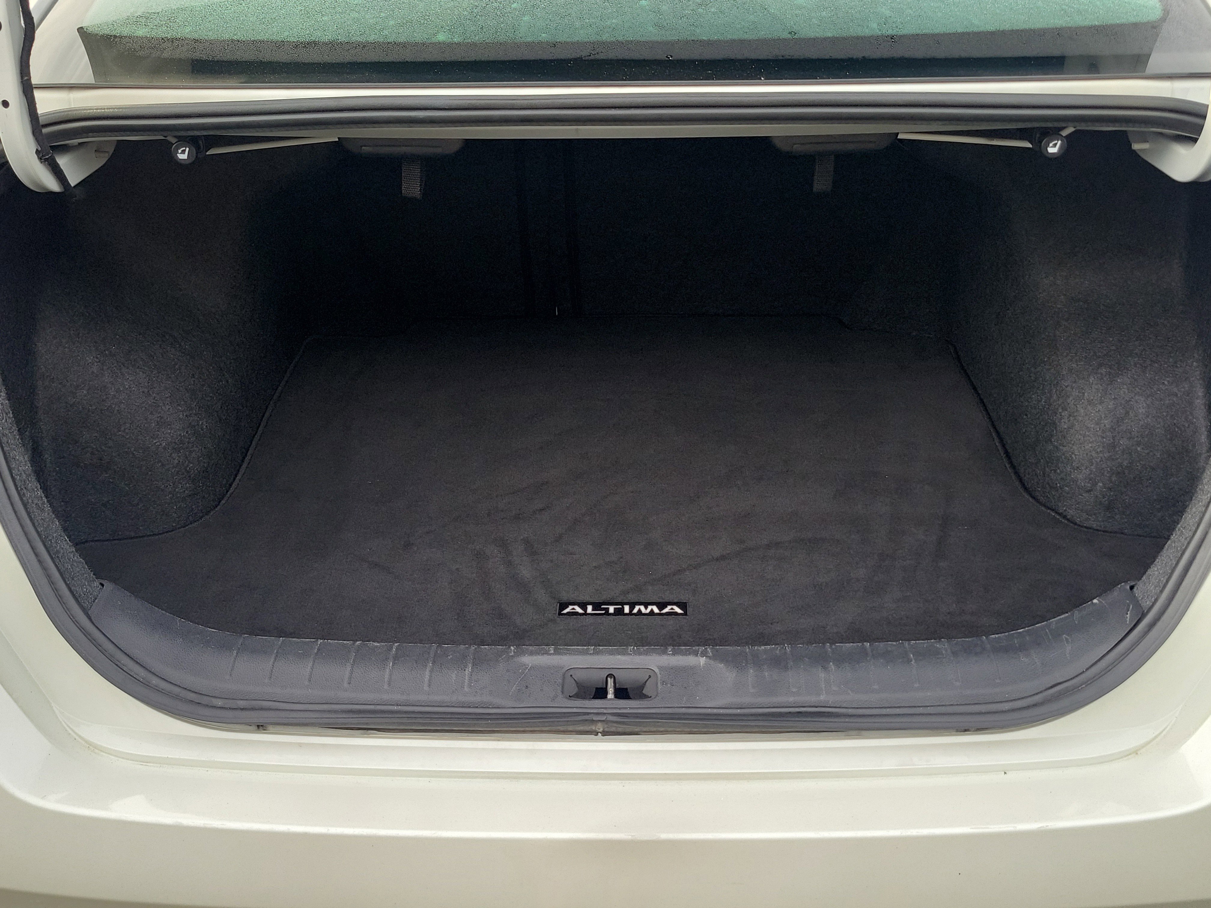 Used 2020 Nissan Altima 2.5 SR w/ Premium Package image 12