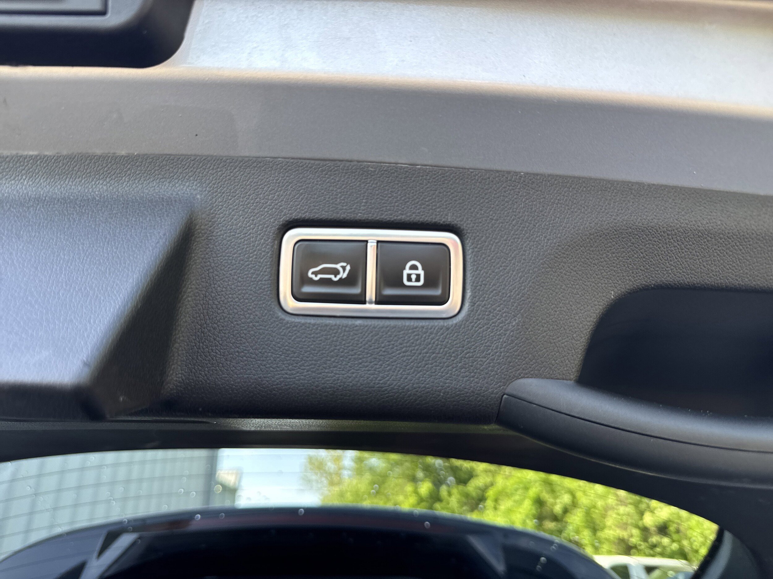 Used 2021 Kia Sorento EX w/ EX AWD X-Line Package image 14