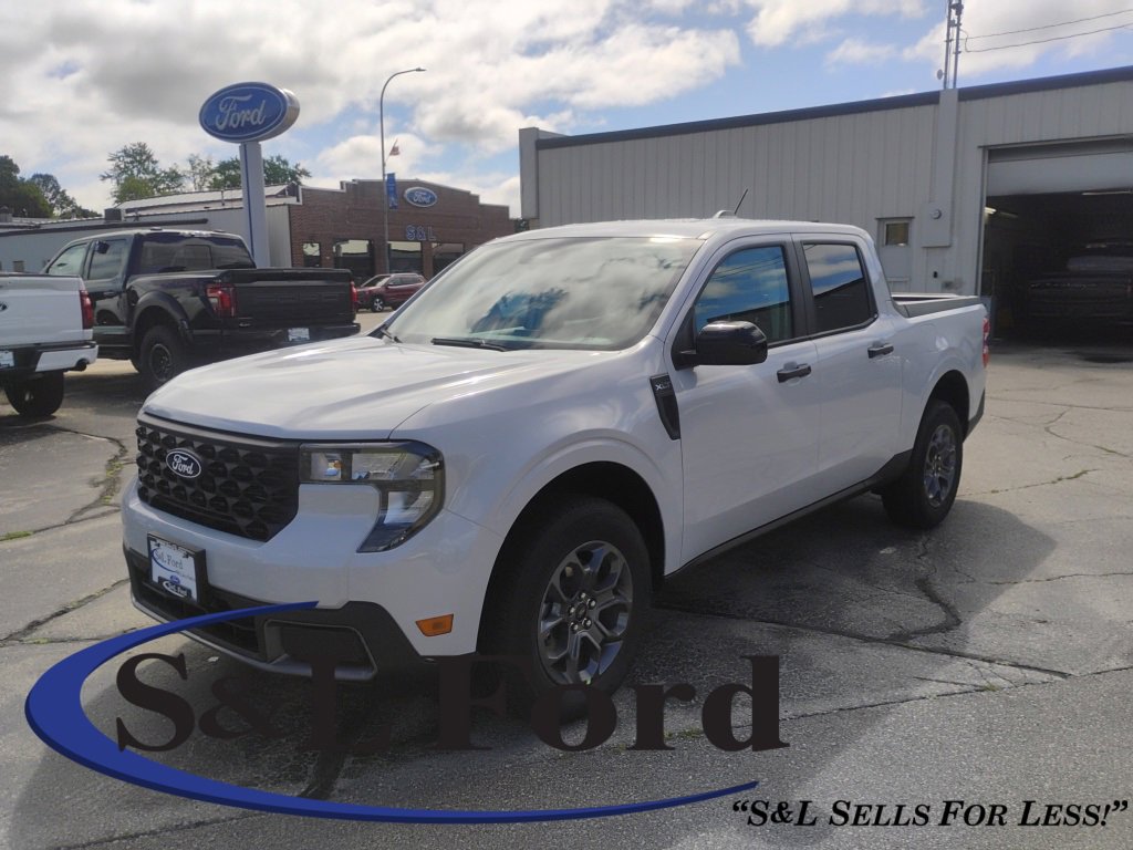 New 2025 Ford Maverick XLT w/ XLT Luxury Package