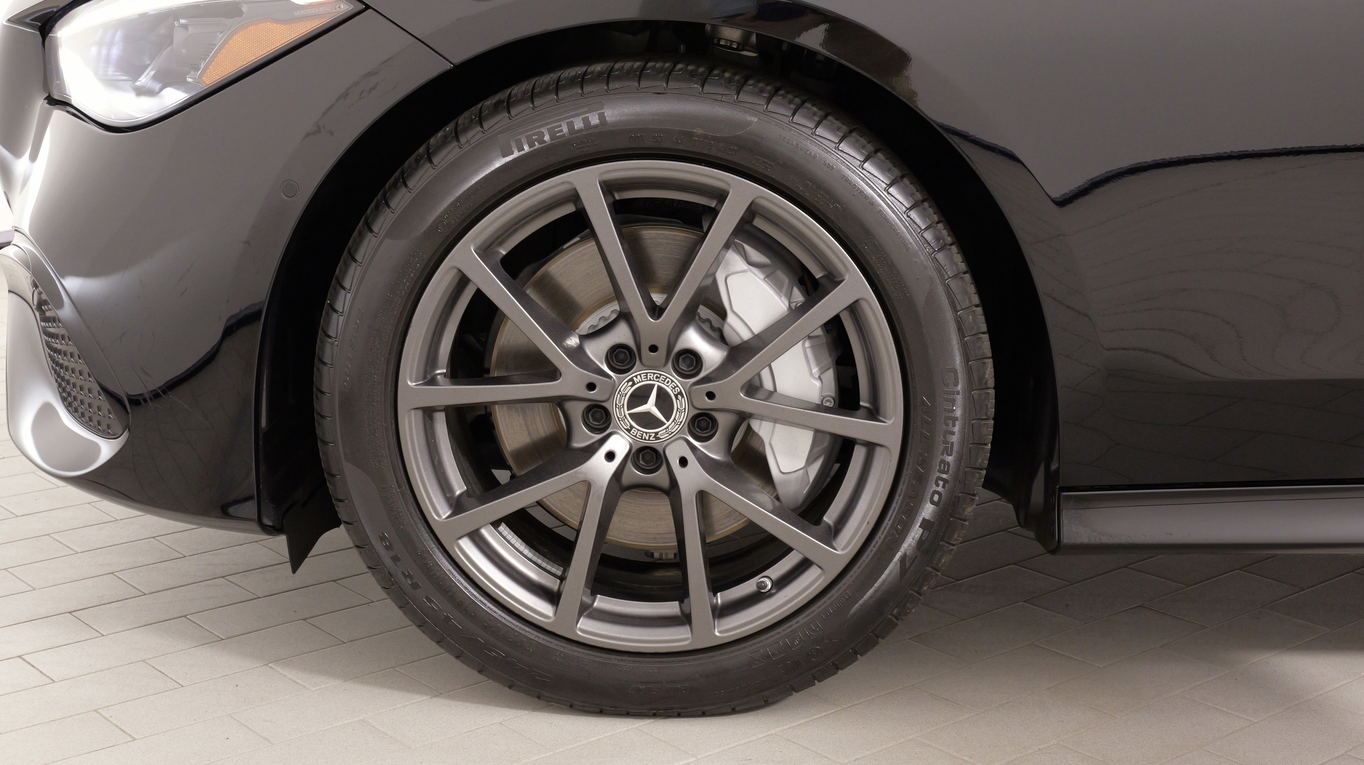 Used 2024 Mercedes-Benz CLE 300 4MATIC Cabriolet image 63