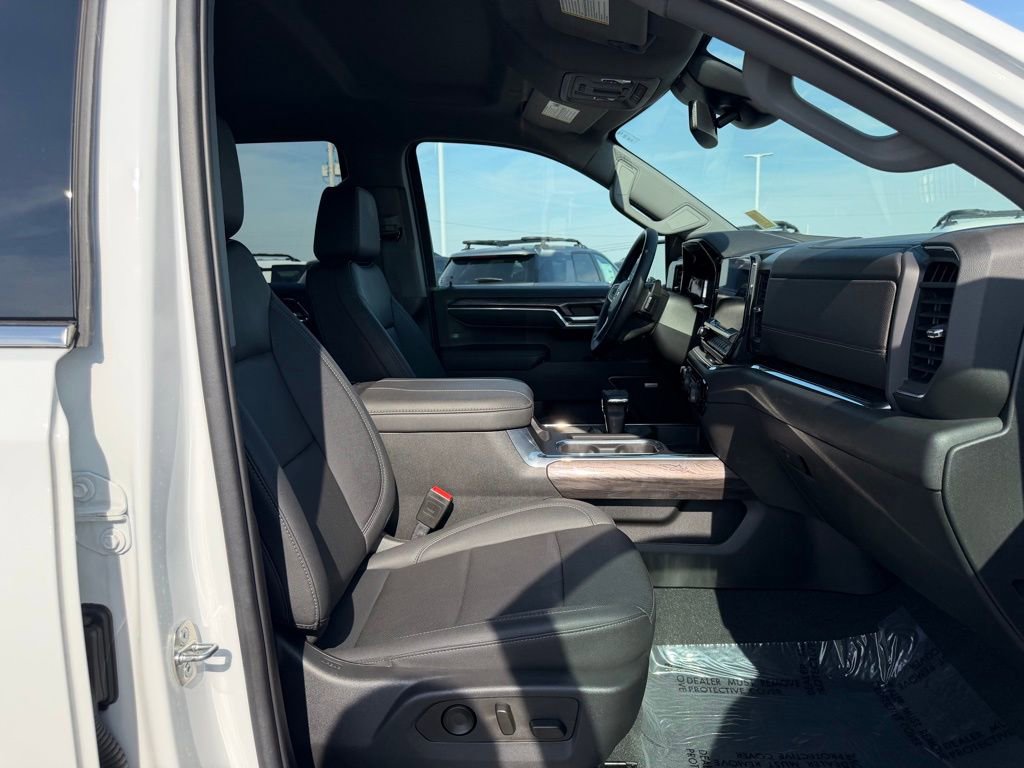 Used 2023 Chevrolet Silverado 1500 LTZ w/ LTZ Convenience Package II image 24