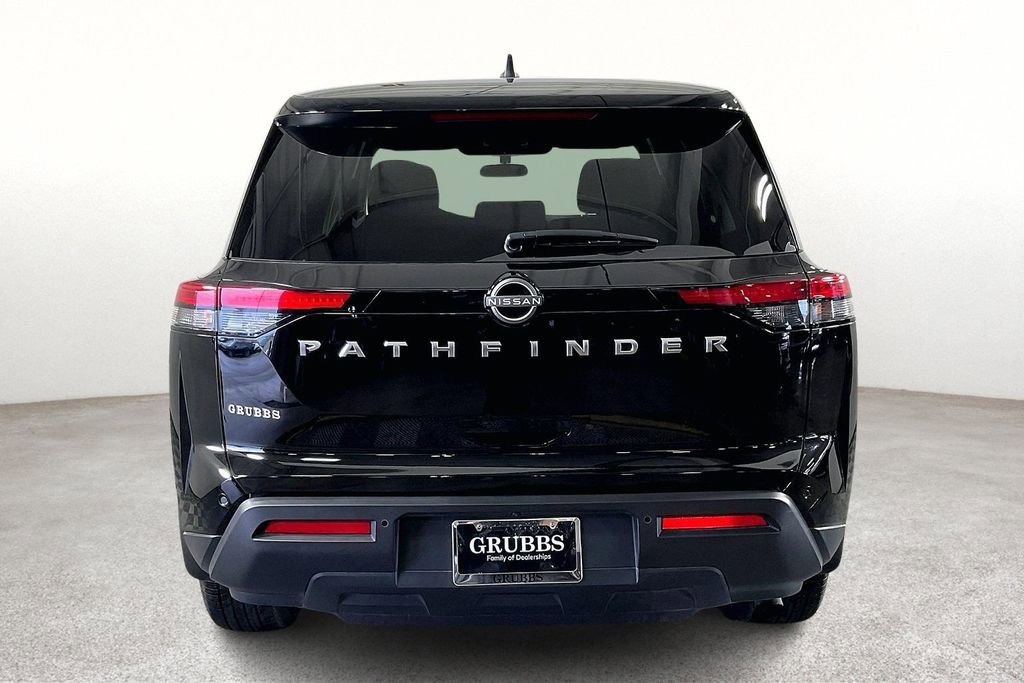 Certified 2025 Nissan Pathfinder S image 6