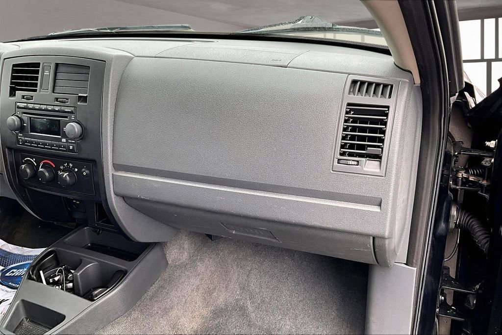 Used 2006 Dodge Dakota ST image 18
