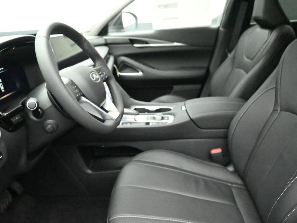 Certified 2025 INFINITI QX60 Luxe image 22