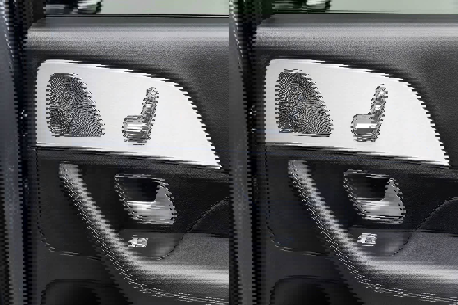 Used 2025 Mercedes-Benz GLS 450 4MATIC image 50