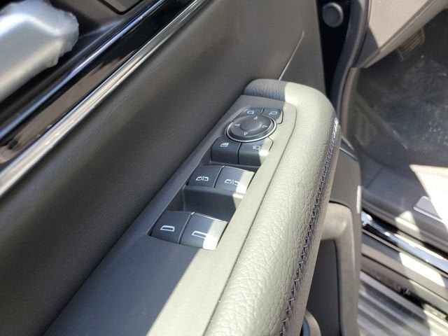 New 2026 GMC Yukon Denali AWD/4WD image 18
