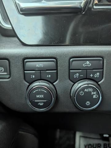 Used 2023 Chevrolet Silverado 1500 LT AWD/4WD image 13