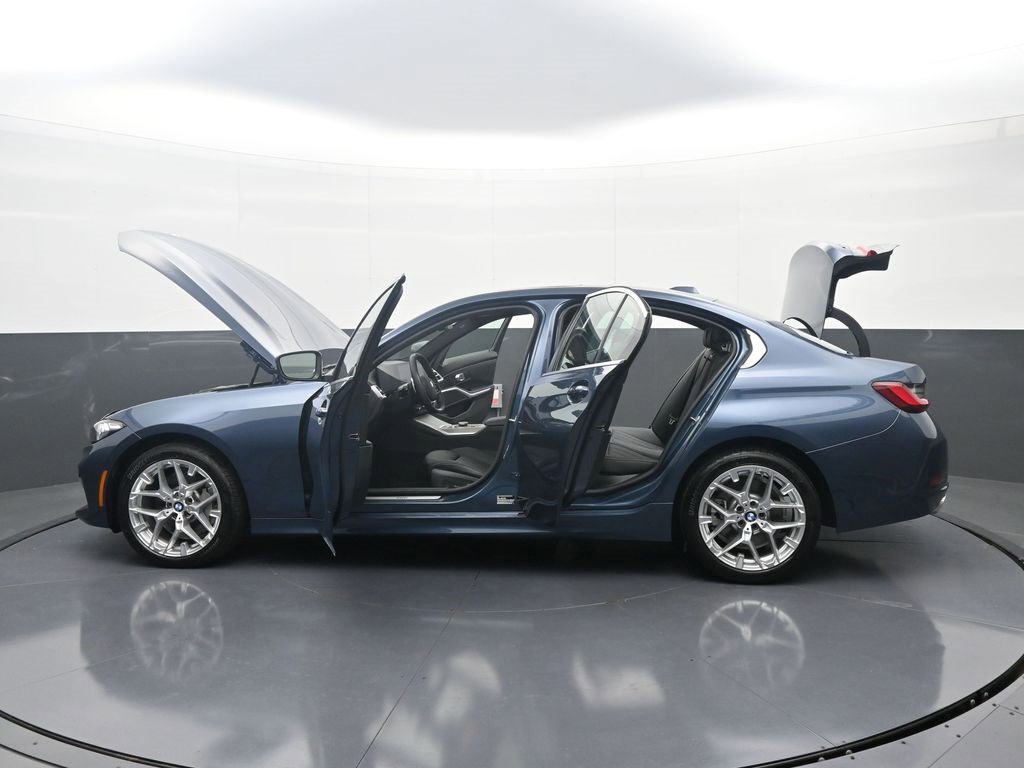 Used 2025 BMW 330i xDrive Sedan image 41