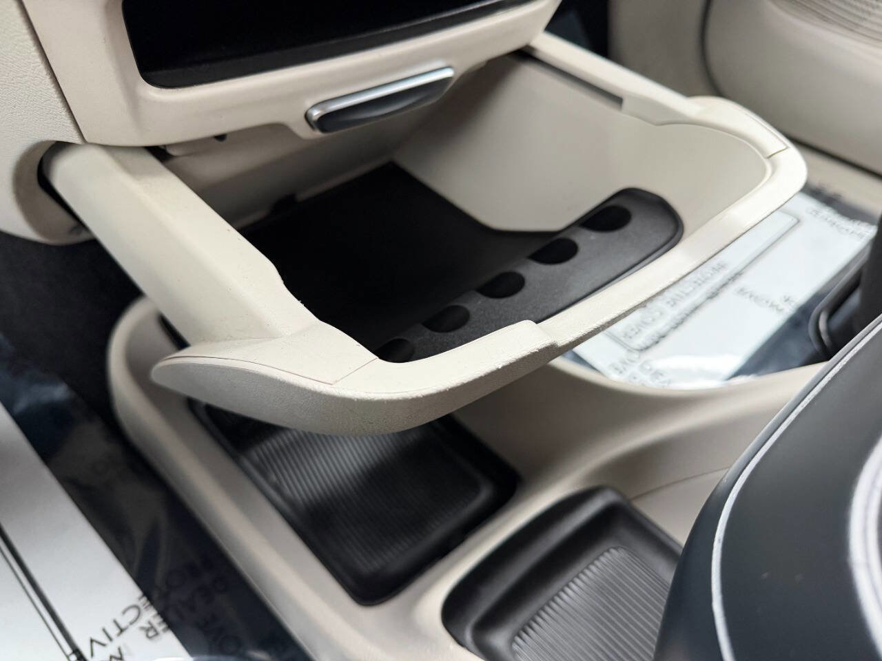 Used 2021 Chrysler Pacifica Touring w/ Cold Weather Group image 46