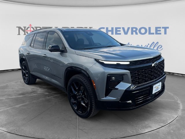 Used 2025 Chevrolet Traverse RS FWD image 1