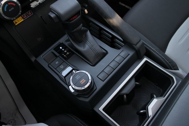 Used 2025 Toyota Tacoma Limited image 27