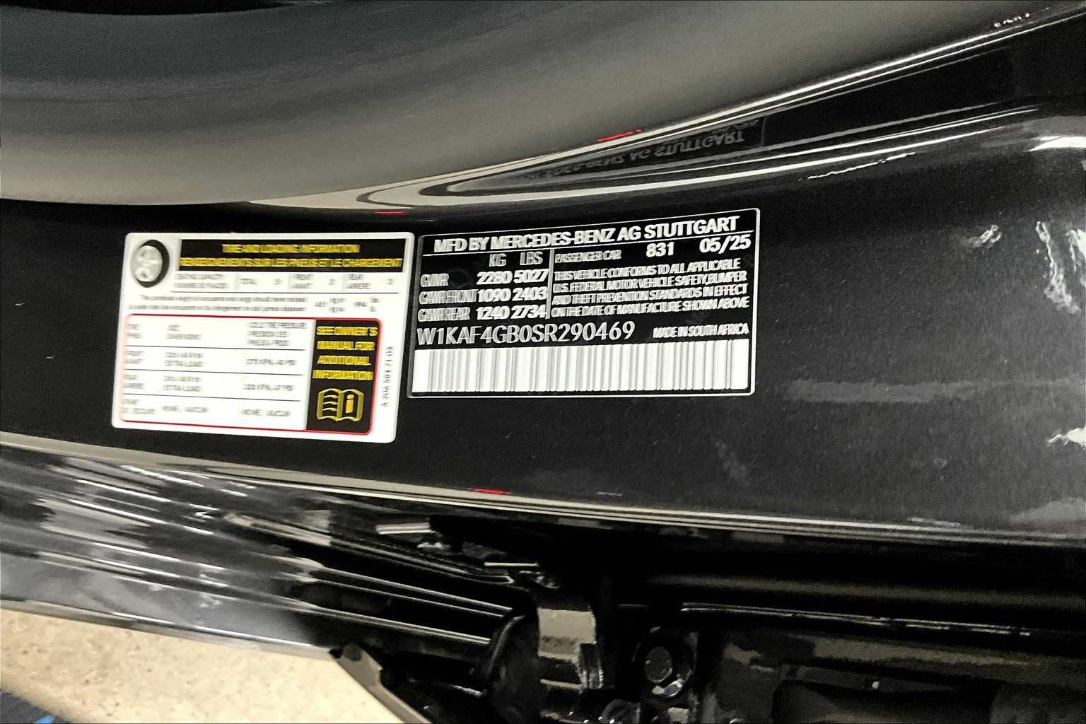 New 2025 Mercedes-Benz C 300 Sedan image 21
