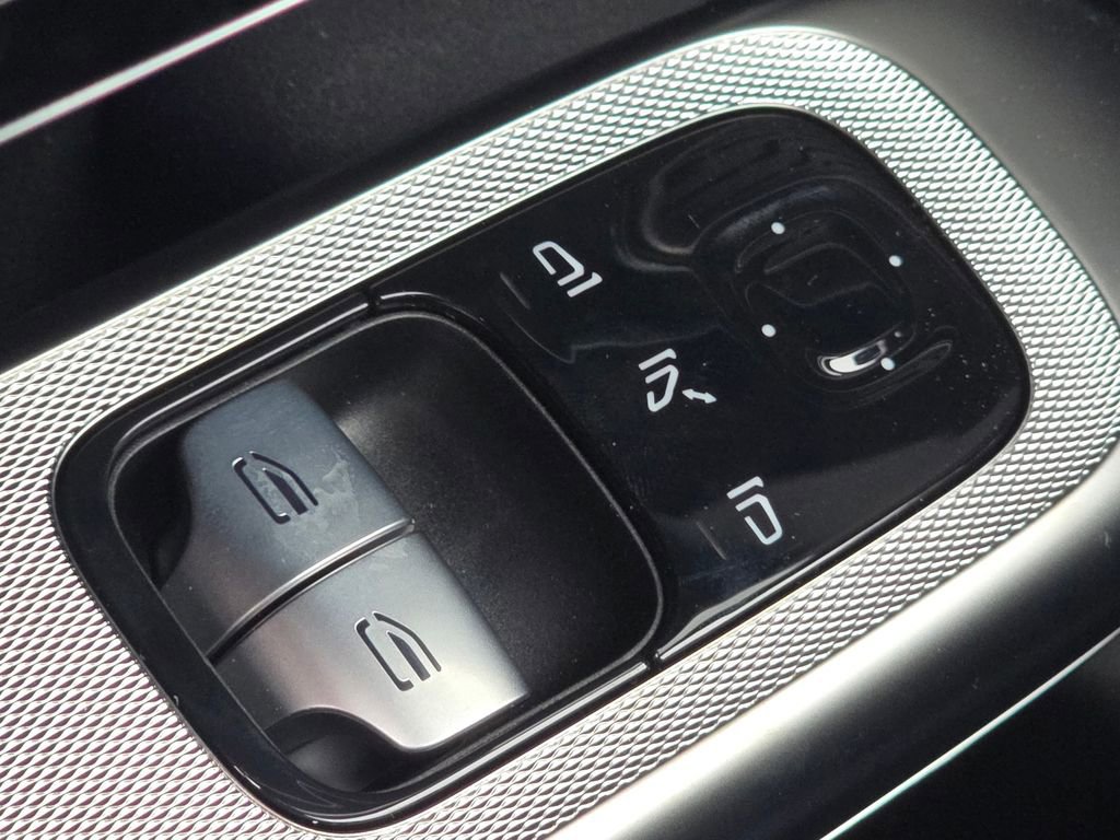 New 2026 Mercedes-Benz CLE 300 4MATIC Coupe image 26