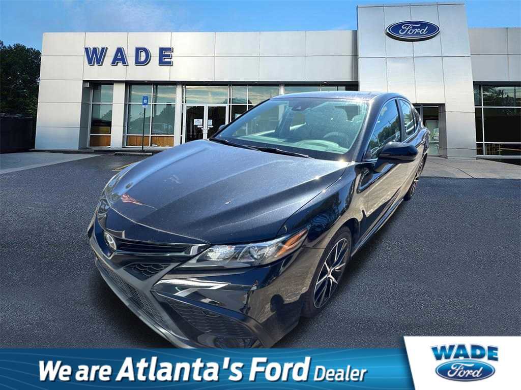 Used 2021 Toyota Camry SE