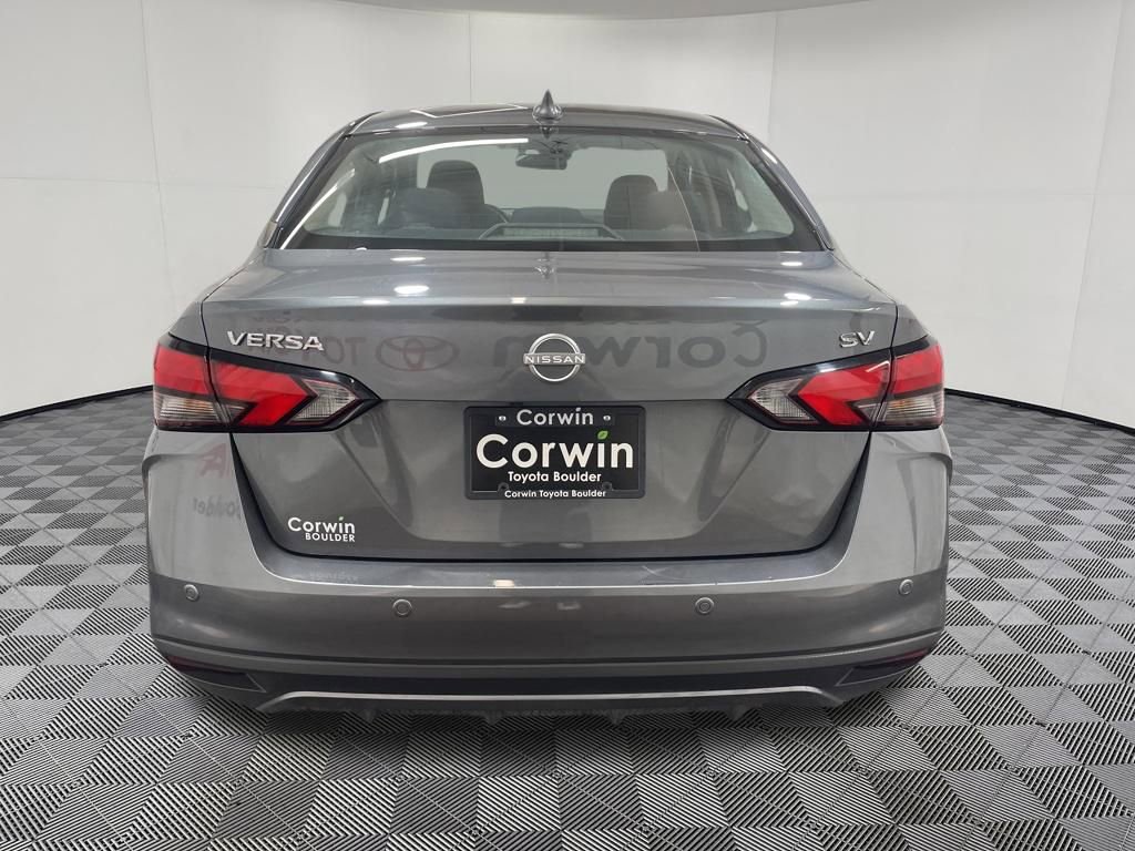 Used 2024 Nissan Versa SV FWD image 4