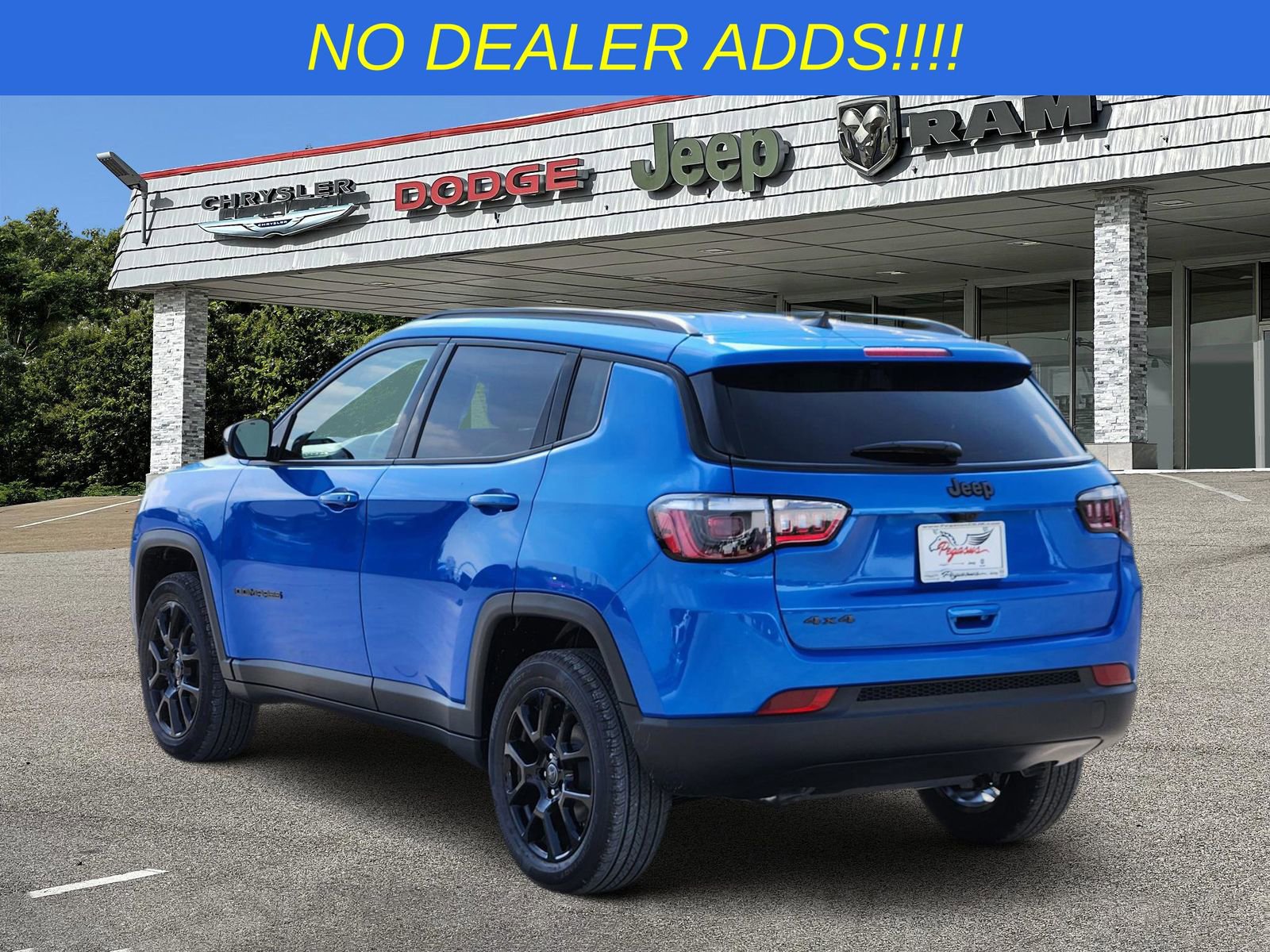 New 2026 Jeep Compass Latitude image 5