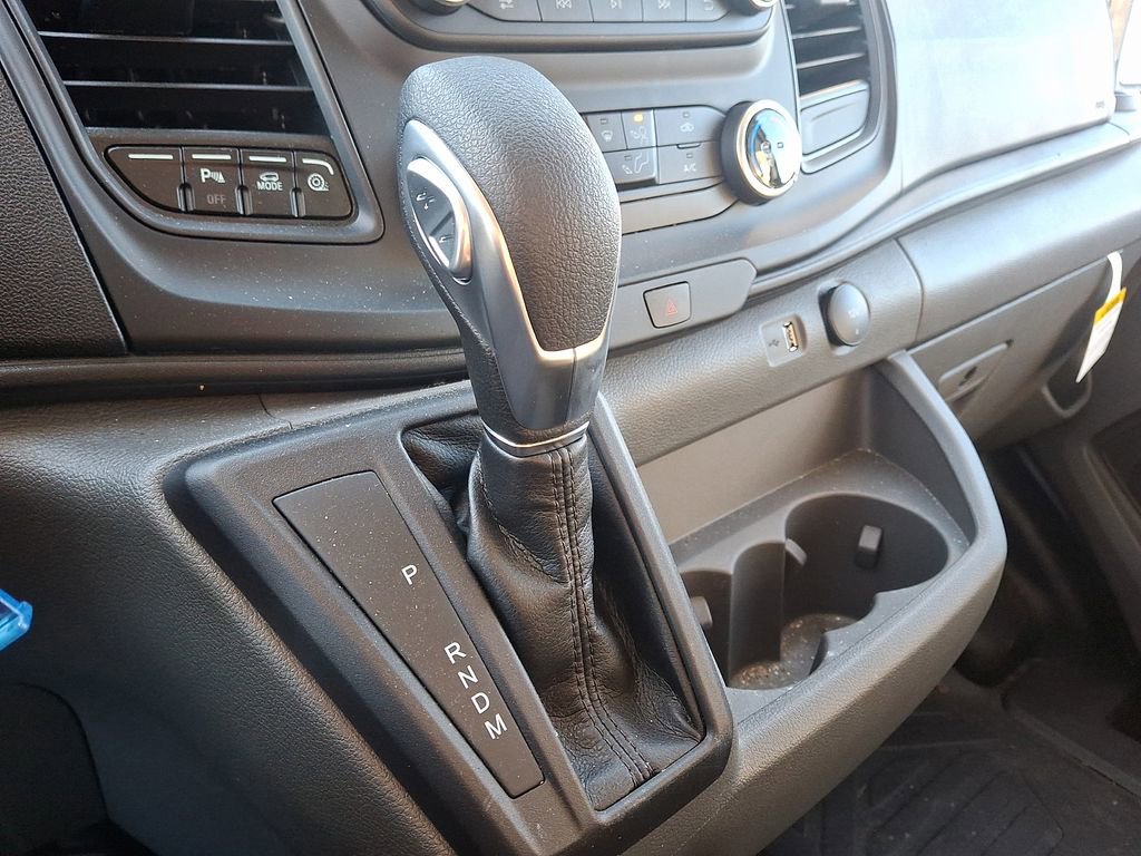 Certified 2025 Ford Transit 250 Low Roof image 15