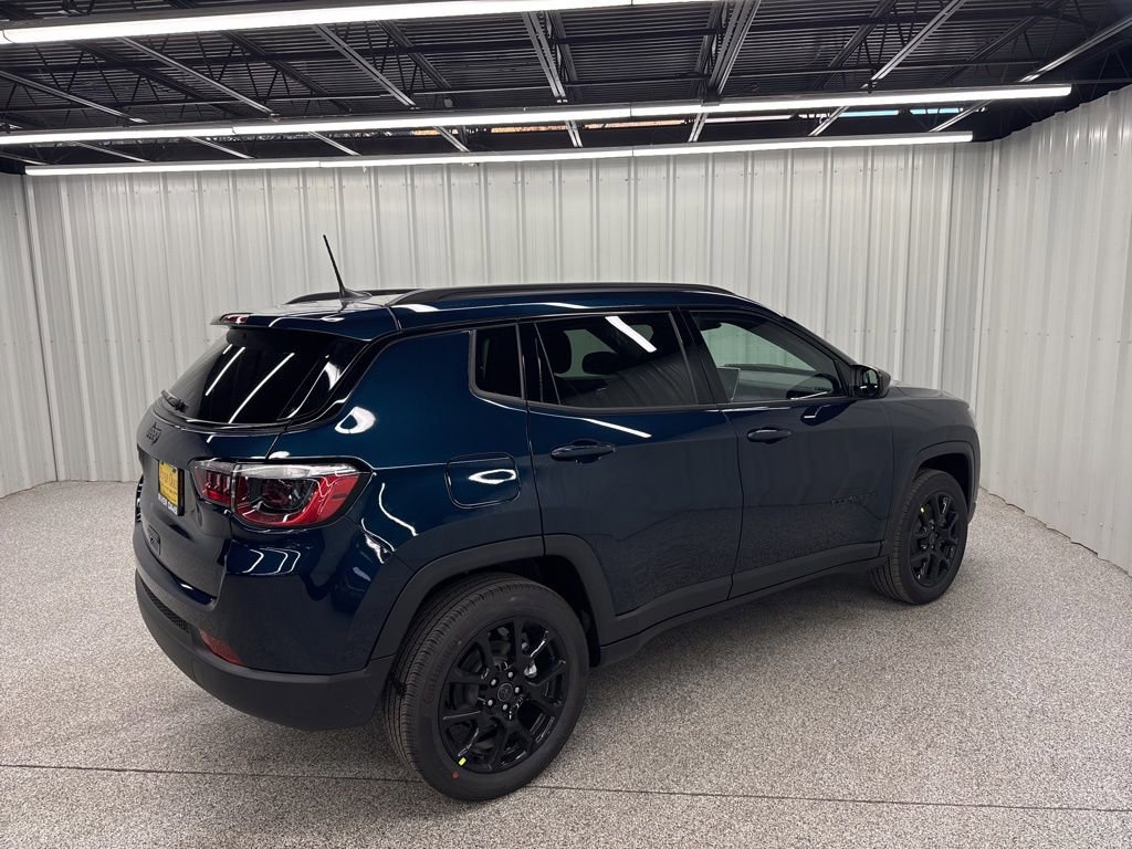 New 2026 Jeep Compass Latitude image 6