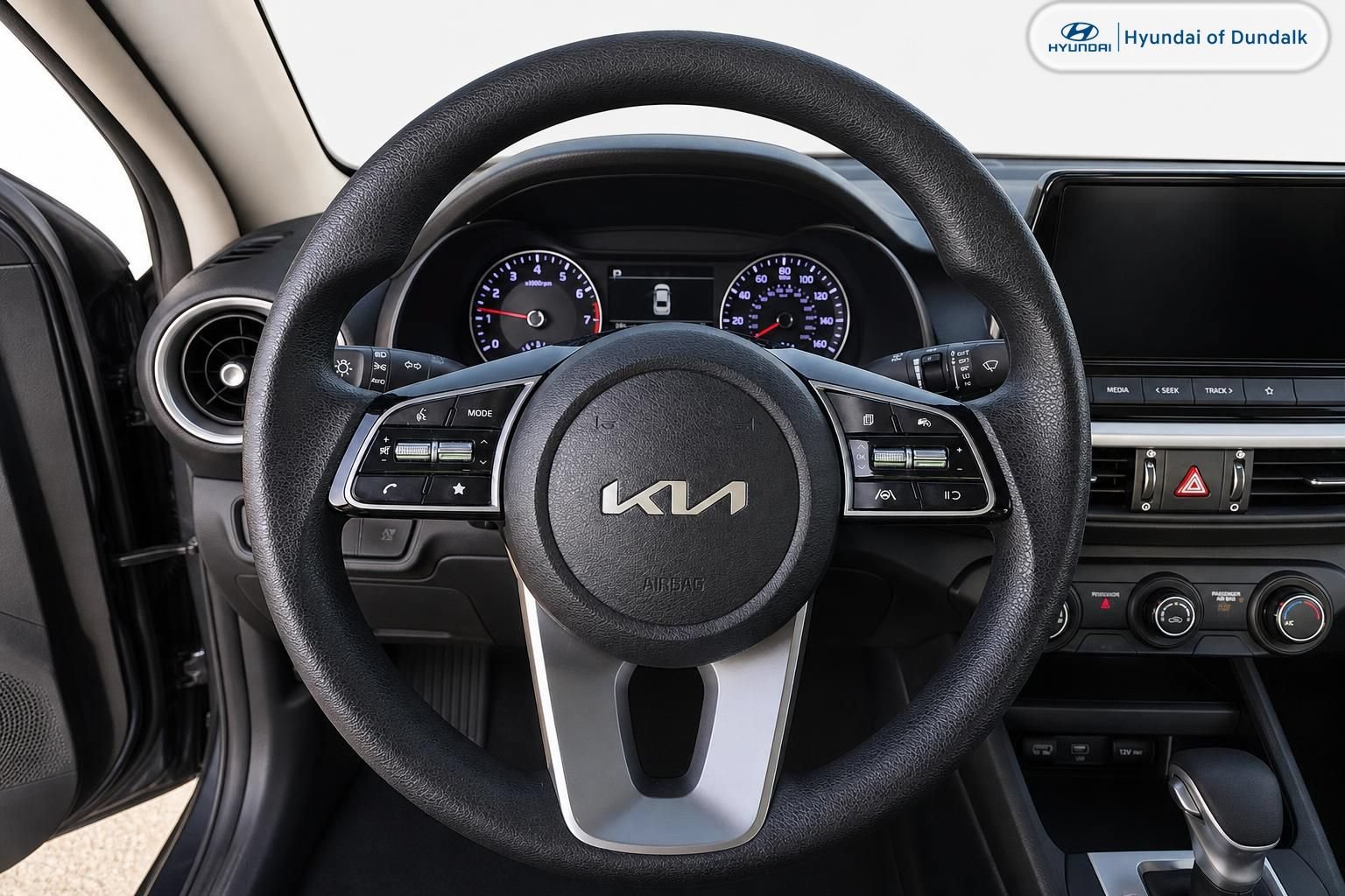 Used 2023 Kia Forte LXS FWD image 10
